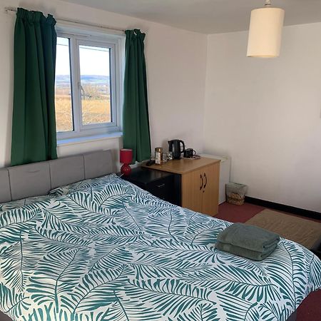 1 Bedroom Annex, Private Bathroom, Peaceful Area Claypits Exterior foto