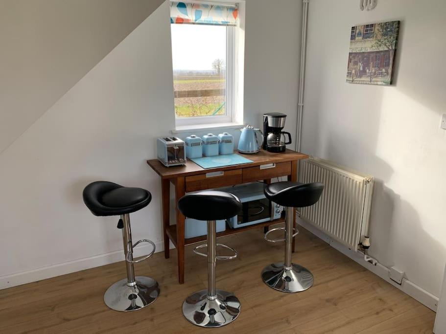 1 Bedroom Annex, Private Bathroom, Peaceful Area Claypits Exterior foto